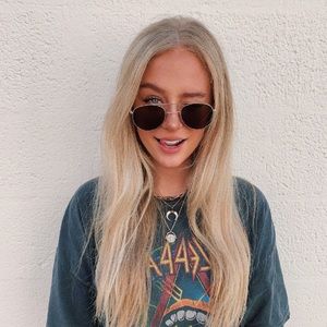 Meet your Posher, Audrey